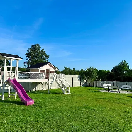 Boogie House Nad Morzem Jarosławiec